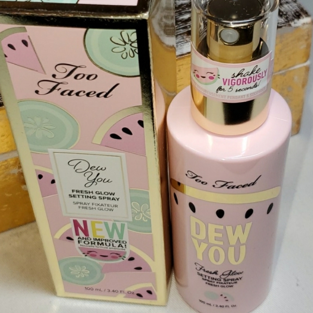 Too Faced Dew You Setting Spray - Picture 1 of 4